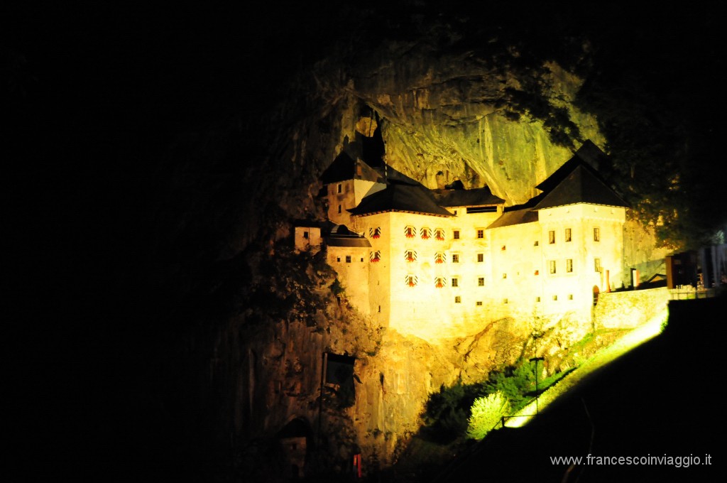 Castello di Predjama  2011.07.27_11.JPG